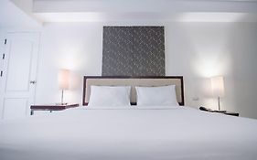 โรงแรมโรแมนซ์ บางนา (SHA Extra Plus)